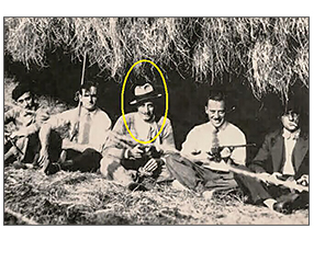 De izquierda a derecha Mario Deffis, Sabas Urbiztondo, "Panchito" Ibarra, "Tano" Juan Antonio Deffis y "Perico" Rapela 1930